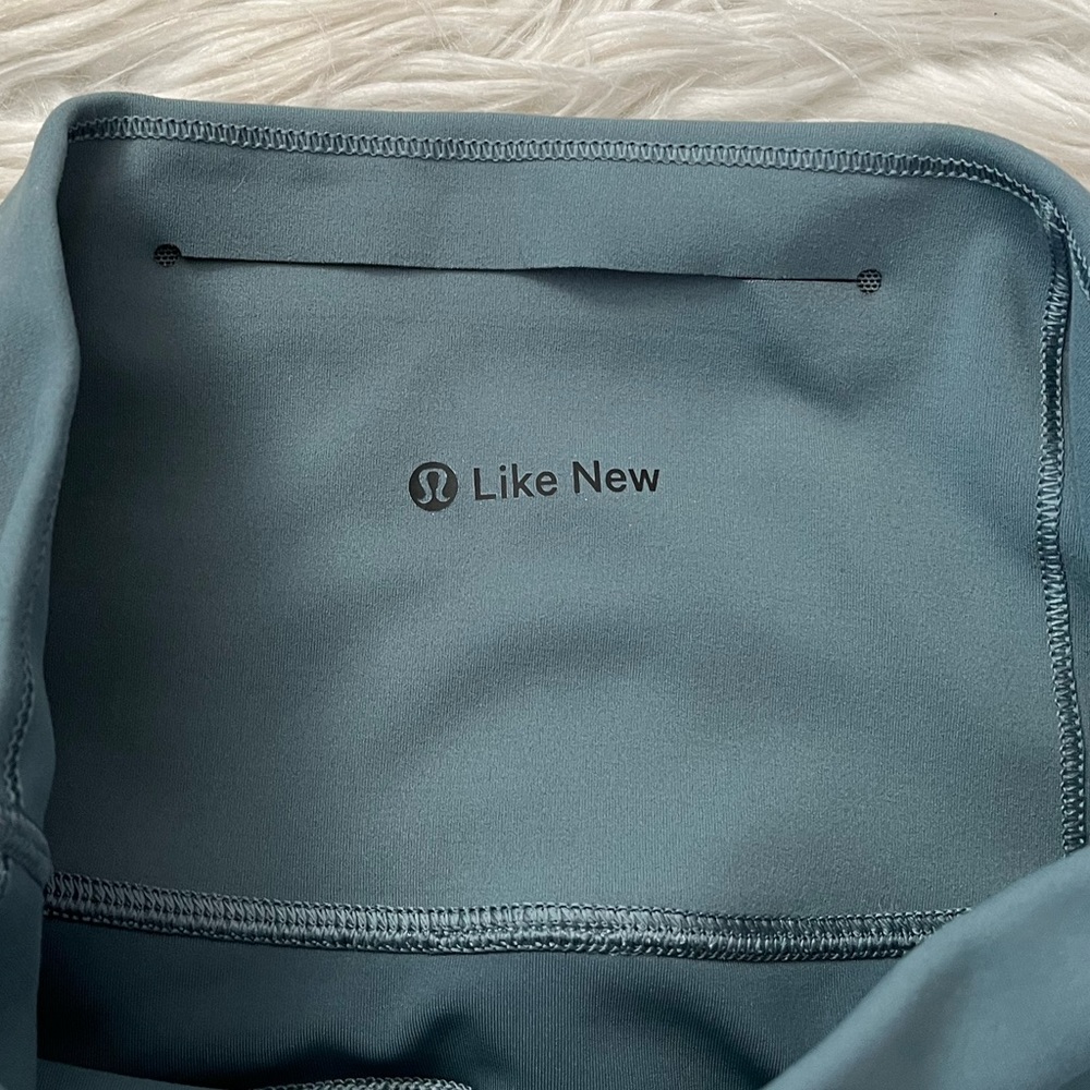 {Lululemon} In Movement 7/8 Tight Everlux in Green - Women's 2 - Picture 11 of 13